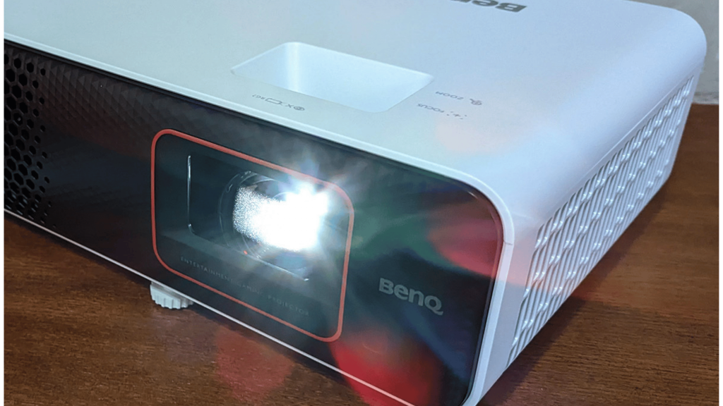 BenQ-TH690ST-projector-brightness