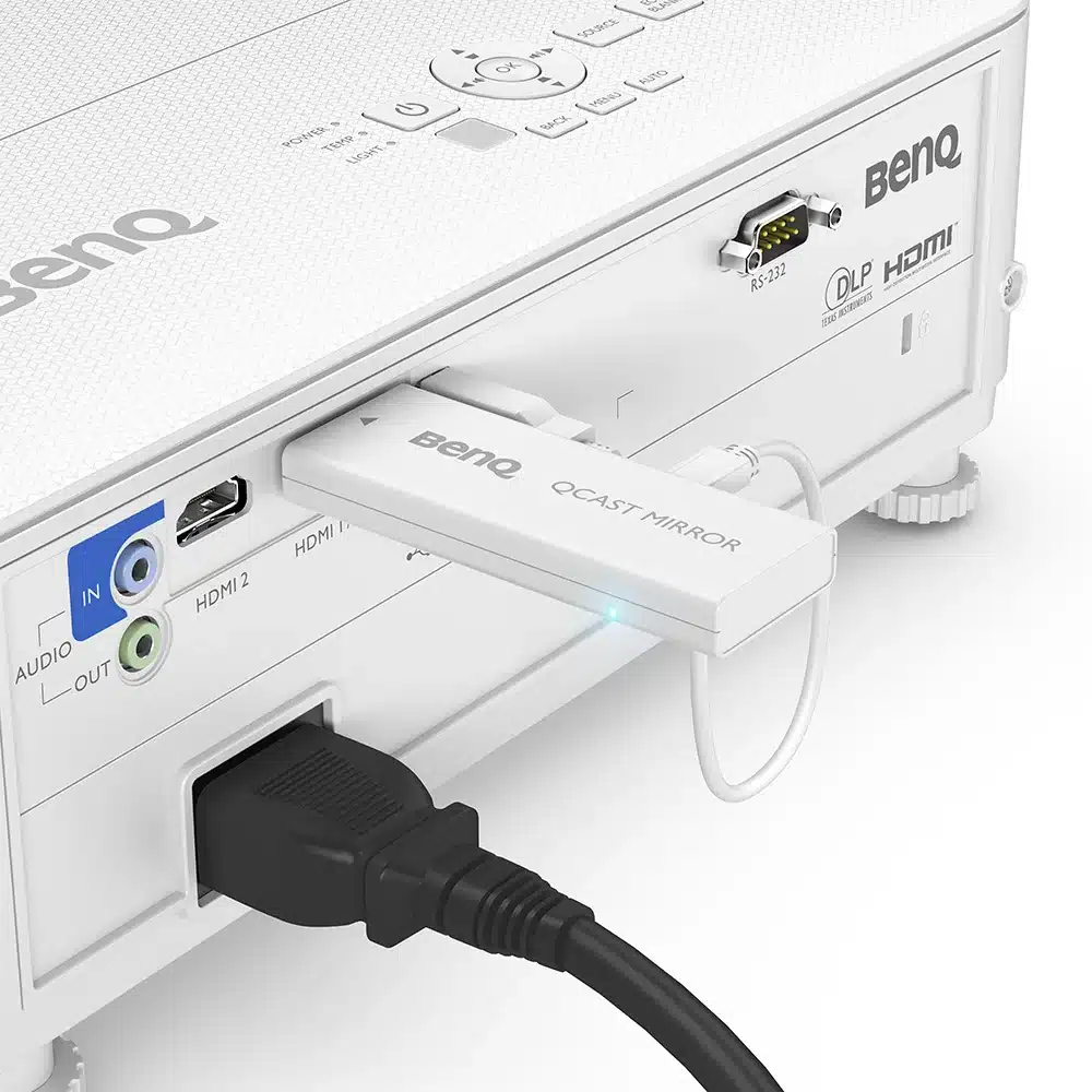 BenQ-TH585P-projector-back-connectivity