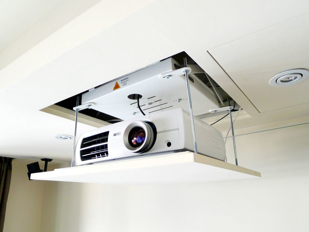 ceiling-mounted-projector